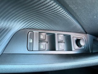 Skoda Kamiq Monte Carlo 1,5TSI DSG 4*J.Gar/18*Alu/el.Klappe - bilder 18