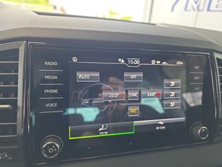Skoda Karoq 1,5TSI DSG aAHK/ACC/Kamera/Winterp.       ** - bilder 38
