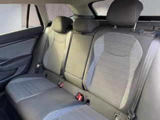 Skoda Superb Combi 2,0TDI DSG Navi/DCC/ACC/Kamera/Sitzhz.  ** - bilder 8