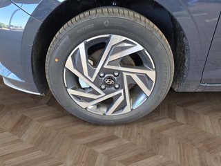 Hyundai i20 1.0 T-GDI 16*Alu/Navi/Kamera/Pdc  ** - bilder 10