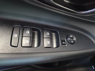 Hyundai i20 1.0 T-GDI 16*Alu/Navi/Kamera/Pdc  ** - bilder 17