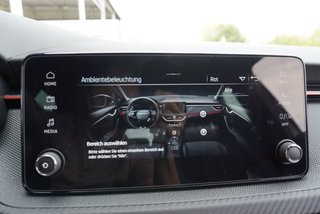 Skoda Kamiq Monte Carlo 1,5TSI DSG aAHK/Matrix/el.Klappe/Kessy  ** - bilder 41