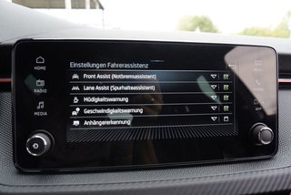 Skoda Kamiq Monte Carlo 1,5TSI DSG aAHK/Matrix/el.Klappe/Kessy  ** - bilder 44