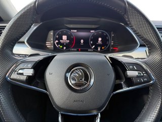 Skoda Superb Combi 1,5TSI DSG Navi/Kamera/el.Klappe/Kessy         ** - bilder 18