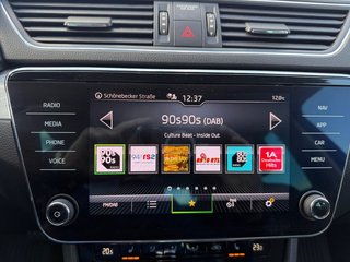 Skoda Superb Combi 1,5TSI DSG Navi/Kamera/el.Klappe/Kessy         ** - bilder 24