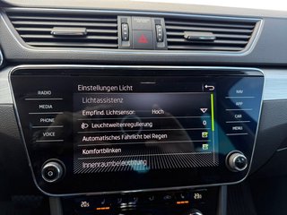 Skoda Superb Combi 1,5TSI DSG Navi/Kamera/el.Klappe/Kessy         ** - bilder 34