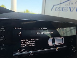 Skoda Kamiq Monte Carlo 1,5TSI DSG AHK/Matrix/el.Klappe - foto 40