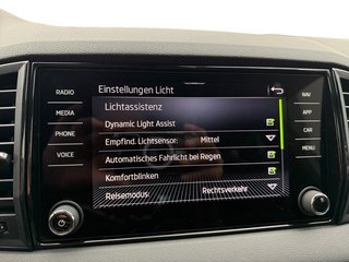 Skoda Karoq Sportline 1,5TSI DSG 4*J.Gar/Pano/aAHK/Matrix/Navi - foto 34