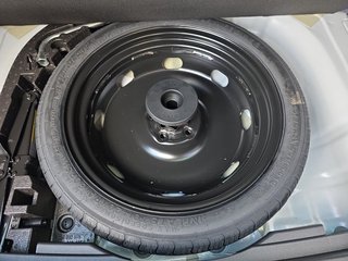 Skoda Karoq Sportline 1,5TSI DSG 4*J.Gar/Pano/aAHK/Matrix/Navi    ** - bilder 16