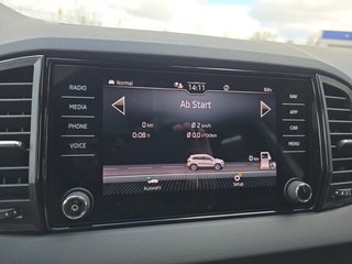 Skoda Karoq Sportline 1,5TSI DSG 4*J.Gar/Pano/aAHK/Matrix/Navi    ** - bilder 32