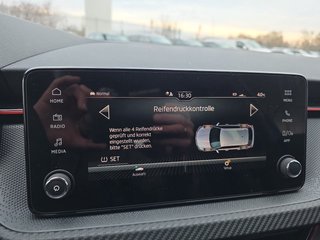 Skoda Kamiq Monte Carlo 1,5TSI DSG 4*J.Gar/AHK/18*Alu/el.Klappe  ** - bilder 40