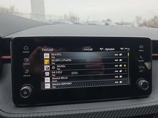 Skoda Kamiq Monte Carlo 1,5TSI DSG 4*J.Gar/AHK/18*Alu/el.Klappe - bilder 26