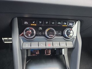 Skoda Karoq Sportline 1,5TSI DSG 4*J.Gar/aAHK/Matrix/Navi - foto 24