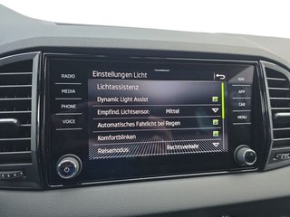 Skoda Karoq Sportline 1,5TSI DSG 4*J.Gar/aAHK/Matrix/Navi - foto 38