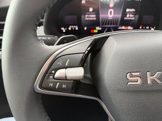 Skoda Kamiq Selection 1,0TSI DSG Kessy/Kamera/Temp/2-Z.Klimaaut.  ** - foto 15
