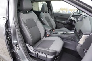 Nissan Qashqai 1,3 DIG-T Xtronic Pano/LED/Navi/Kamera/Keyless  ** - bilder 6