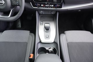 Nissan Qashqai 1,3 DIG-T Xtronic Pano/LED/Navi/Kamera/Keyless  ** - bilder 18