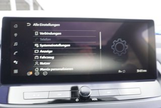 Nissan Qashqai 1,3 DIG-T Xtronic Pano/LED/Navi/Kamera/Keyless  ** - bilder 32