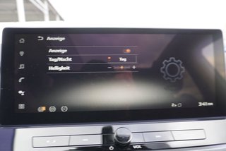 Nissan Qashqai 1,3 DIG-T Xtronic Pano/LED/Navi/Kamera/Keyless  ** - bilder 37