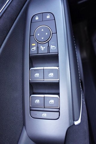 Nissan Qashqai Tekna+ 1,3 DIG-T Xtronic 4x4 UPE=50000Euro    ** - bilder 22