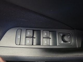 Skoda Kamiq Selection 1,5TSI DSG Kamera/LED/Kessy/Winterp.  ** - bilder 17