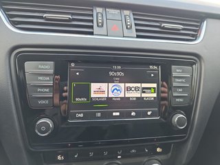Skoda Octavia Combi 1,4TSI 150PS Navi/Temp/Sitzhz/Pdc - bilder 21