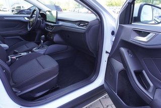 Ford Focus Active X 1,0 155PS aAHK/Navi/Kamera/Winterp.   ** - bilder 5