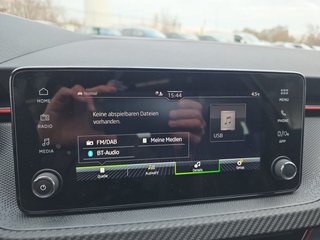 Skoda Kamiq Monte Carlo 1,5TSI DSG 4*J.Gar/AHK/18*Alu/el.Klappe - foto 27