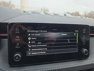 Skoda Kamiq Monte Carlo 1,5TSI DSG 4*J.Gar/AHK/18*Alu/el.Klappe - foto 41