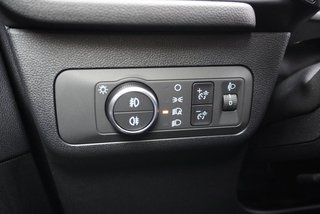 Ford Kuga 1,5 186PS Aut.Kamera/LED/Navi/Winterp.    ** - bilder 20