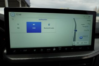 Ford Kuga 1,5 186PS Aut.Kamera/LED/Navi/Winterp.    ** - bilder 25