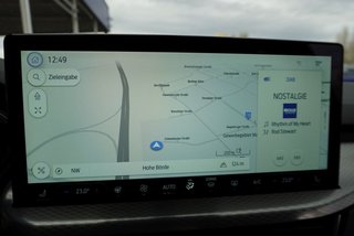 Ford Kuga 1,5 186PS Aut.Kamera/LED/Navi/Winterp.    ** - bilder 26