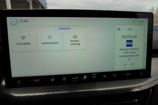 Ford Kuga 1,5 186PS Aut.Kamera/LED/Navi/Winterp.    ** - bilder 28