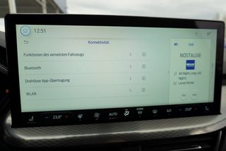 Ford Kuga 1,5 186PS Aut.Kamera/LED/Navi/Winterp.    ** - bilder 42