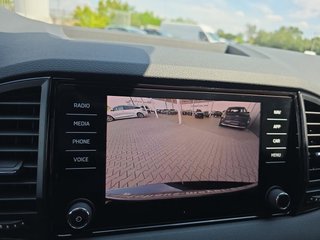 Skoda Karoq Sportline 1,5TSI DSG aAHK/Matrix/Kessy/Winterp.  ** - bilder 45