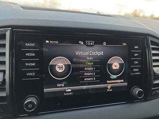 Skoda Karoq Sportline 1,5TSI DSG 4*J.Gar/Pano/aAHK/Matrix/Navi    ** - bilder 36