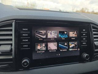 Skoda Karoq Sportline 1,5TSI DSG 4*J.Gar/Pano/aAHK/Matrix/Navi    ** - bilder 43
