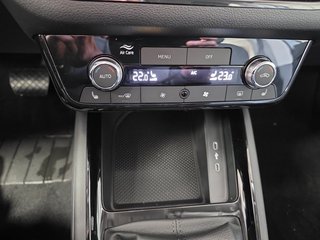 Skoda Kamiq Selection 1,5TSI DSG AHK/ACC/Kamera/Kessy/Winterp.  ** - foto 20