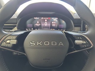 Skoda Kamiq Selection 1,5TSI DSG AHK/ACC/Kamera/Kessy/Winterp.  ** - foto 16