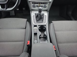 Volkswagen Passat Var.2,0TDI 150PS AHK/Navi/Kamera/ACC/el.Klappe - bilder 7