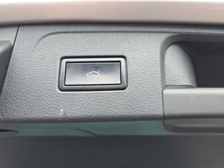 Volkswagen Passat Var.2,0TDI 150PS AHK/Navi/Kamera/ACC/el.Klappe - bilder 16