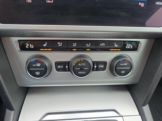 Volkswagen Passat Var.2,0TDI 150PS AHK/Navi/Kamera/ACC/el.Klappe - bilder 23