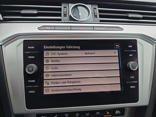 Volkswagen Passat Var.2,0TDI 150PS AHK/Navi/Kamera/ACC/el.Klappe - bilder 34