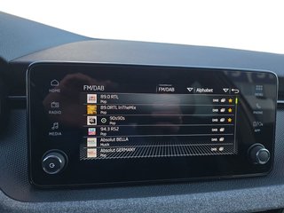 Skoda Kamiq Selection 1,5TSI DSG Kamera/LED/Kessy/Winterp.  ** - bilder 24