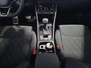 Skoda Karoq Sportline 1,5TSI DSG 4*J.Gar/aAHK/Matrix/Navi  ** - bilder 7