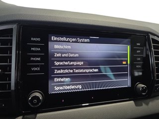 Skoda Karoq Sportline 1,5TSI DSG 4*J.Gar/aAHK/Matrix/Navi  ** - bilder 45