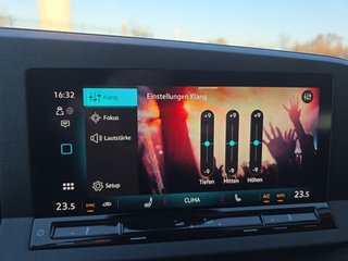 Volkswagen Caddy Life 1,5TSI DSG aAHK/Kamera/ACC/Sitzhz.  ** - foto 33