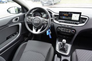 Kia Ceed 1,5 T-GDI 16*Alu/Navi/Kamera/Winterp/Temp.  ** - bilder 10