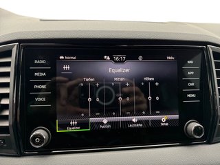 Skoda Karoq Sportline 1,5TSI DSG 4*J.Gar/Pano/aAHK/Matrix/Navi    ** - foto 44