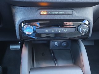 Ford Kuga ST-Line 1,5 186PS Aut.5*J.Gar/LED/Navi/Winterp.   ** - bilder 17